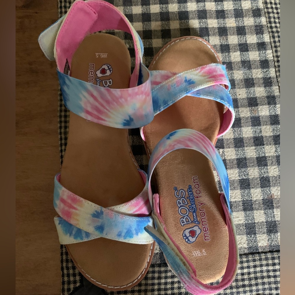 Skechers sandals NWOT